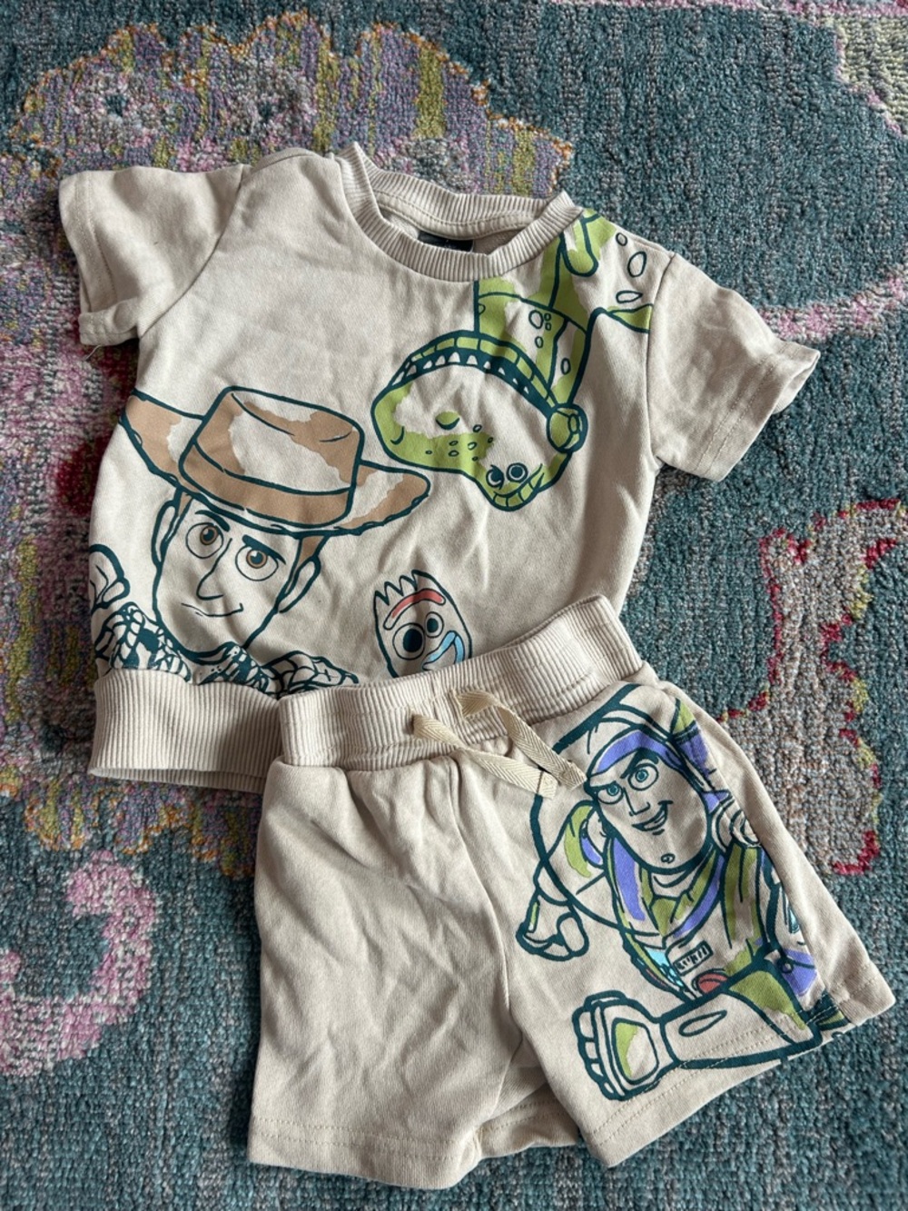 Disney Cream Kids Two-Piece Set with Toy Story Characters size 2T